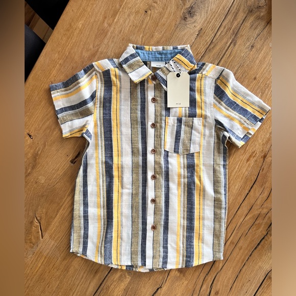 mid. NWT. Size boys age 7/8. Blue, yellow, cream coloured button-up dress shirt. - Picture 2 of 8